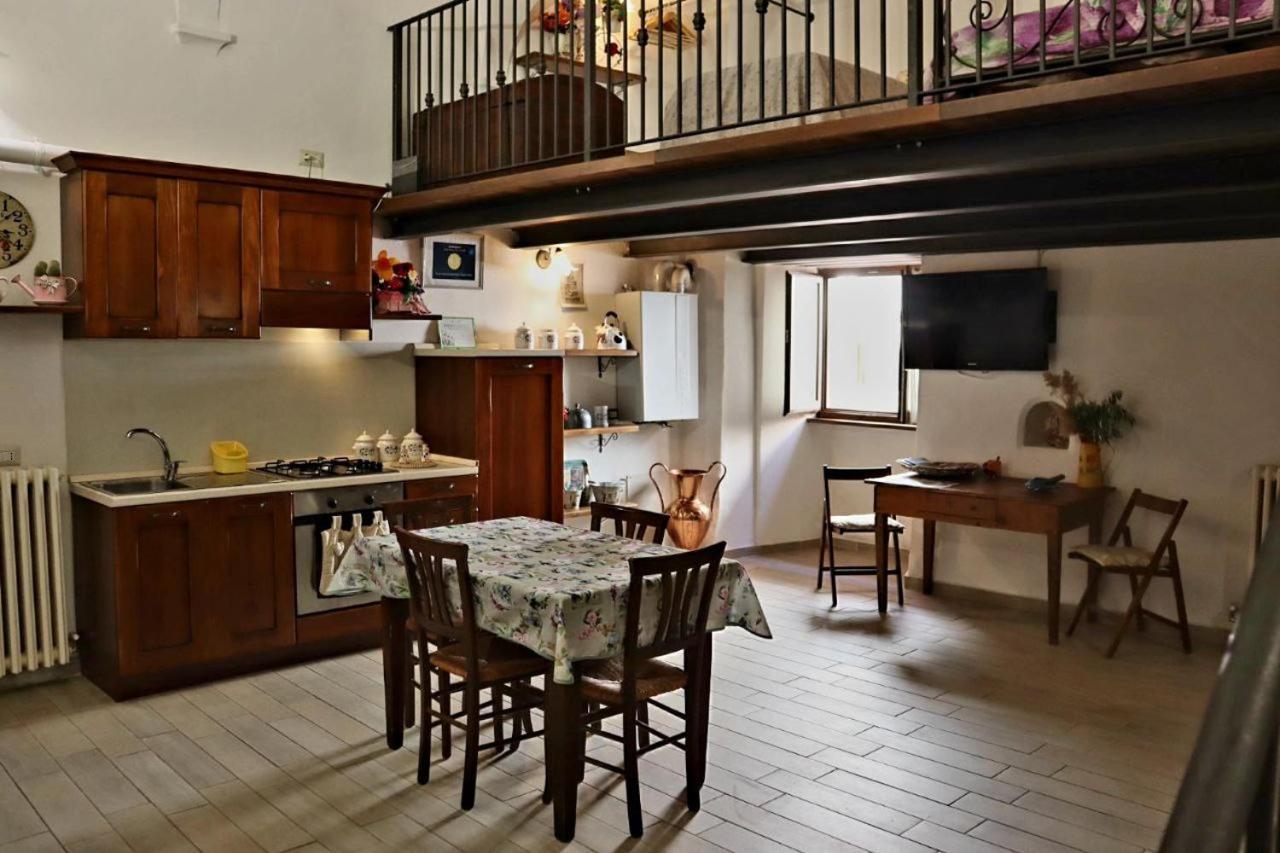 Twins' Historical Apartment Trevi Zewnętrze zdjęcie