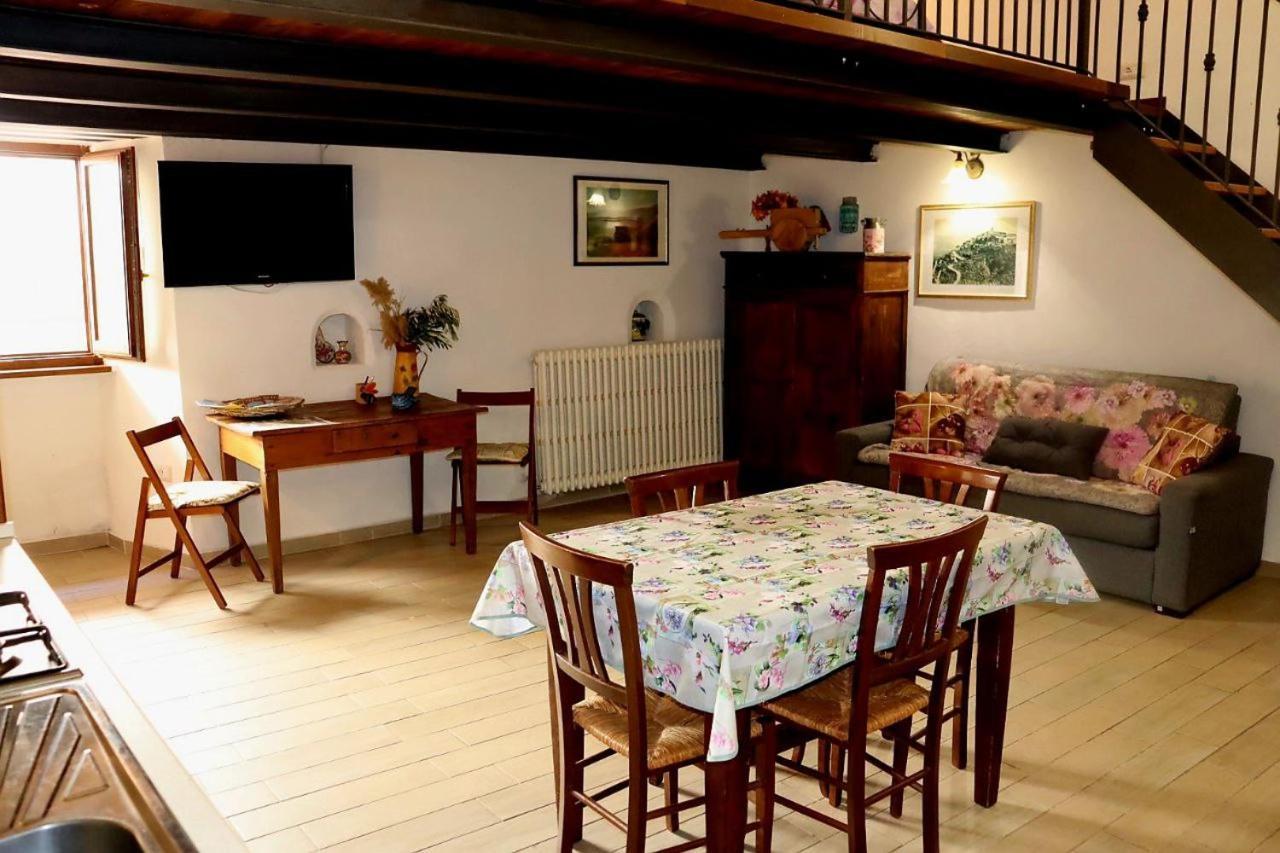 Twins' Historical Apartment Trevi Zewnętrze zdjęcie