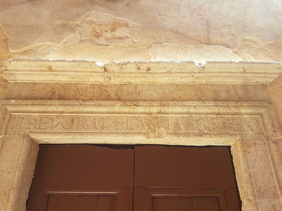 Twins' Historical Apartment Trevi Zewnętrze zdjęcie